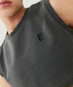 P.E NATION WOMEN SET MATCH CROPPED TANK IN CHARCOAL