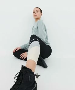 P.E NATION WOMEN UPPERHAND LEGGING IN GREY