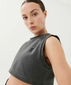 P.E NATION WOMEN SET MATCH CROPPED TANK IN CHARCOAL