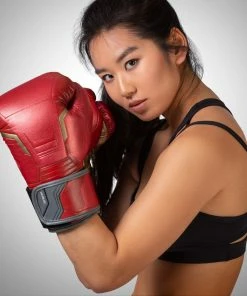 HAYABUSA IRON MAN BOXING GLOVES STRIKING