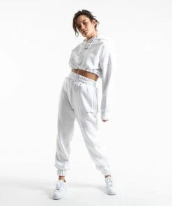 Boxraw Women JOHNSON CROPPED HOODIE - WHITE HOODIES & SWEATSHIRTS