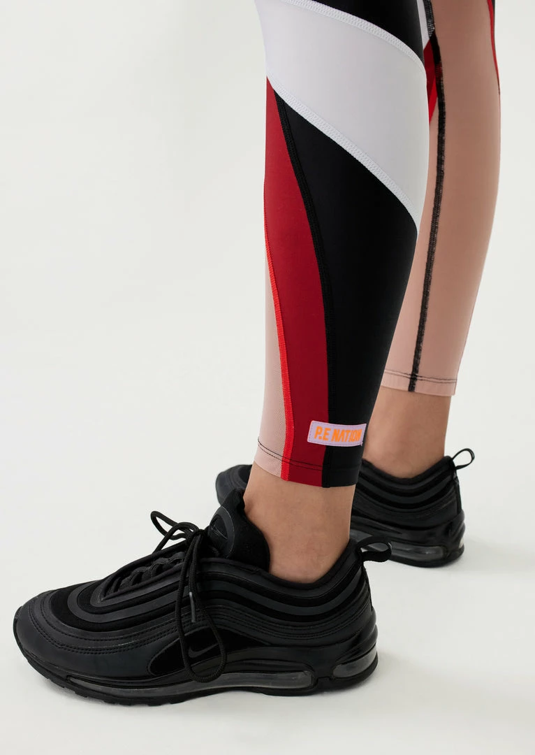 P.E NATION WOMEN COURTSIDE LEGGING IN BLACK