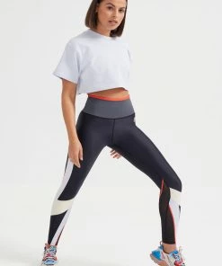 P.E NATION WOMEN JUMPSHOT LEGGING IN BLACK