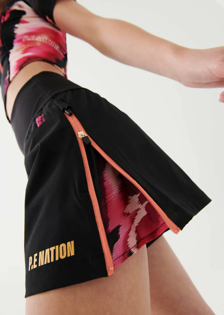 P.E NATION WOMEN HIGH PRESS SHORT IN BLACK