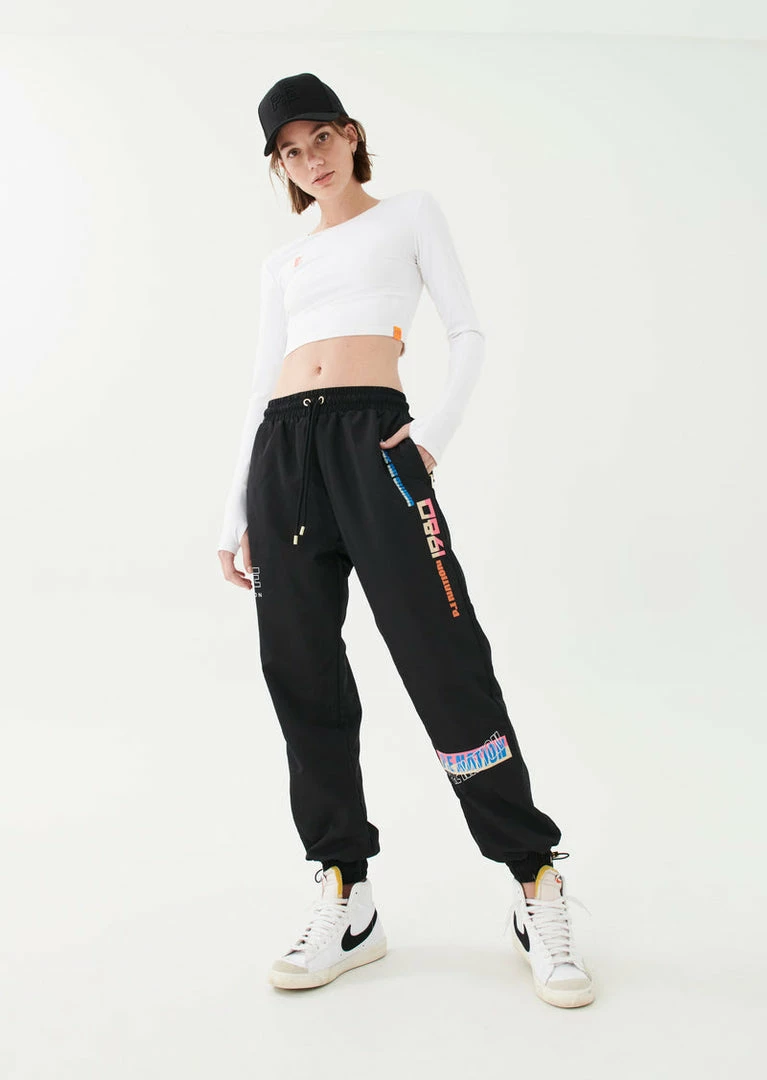 P.E NATION HALF VOLLEY TRACKPANT IN BLACK