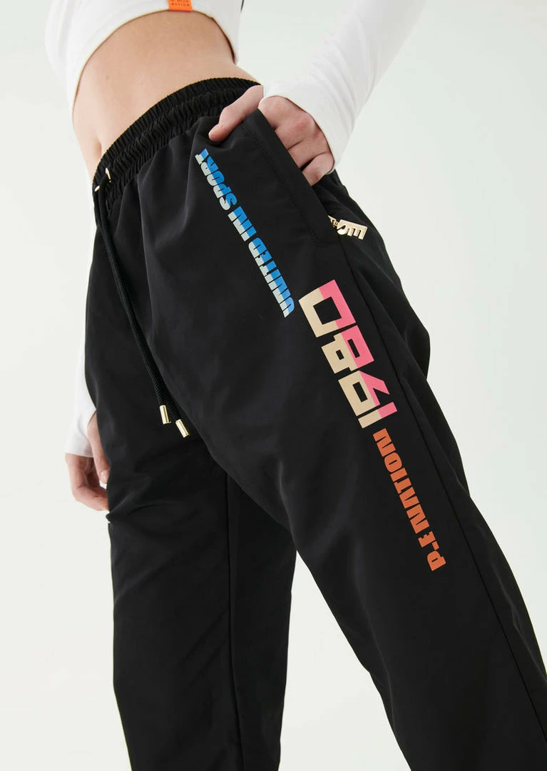 P.E NATION HALF VOLLEY TRACKPANT IN BLACK