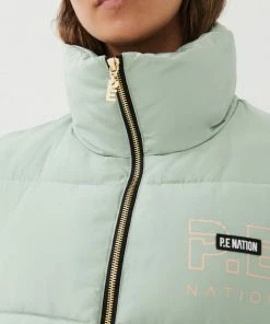 P.E NATION RAMP RUN PUFFER JACKET IN ICEBERG GREEN
