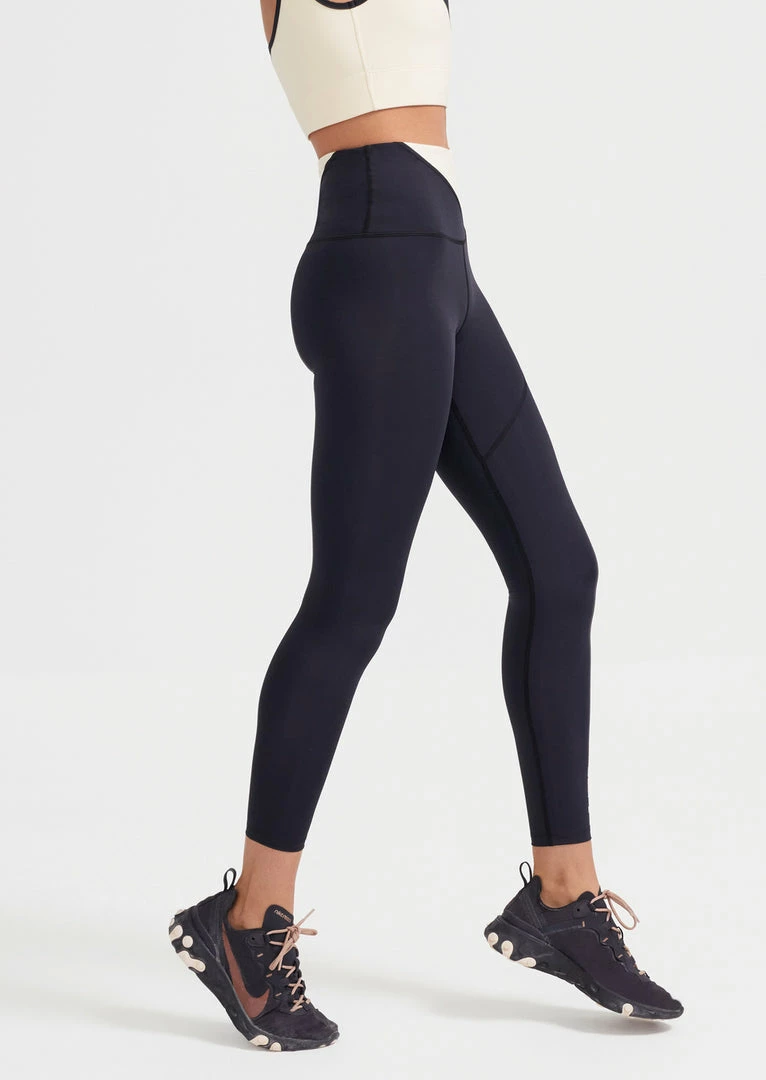 P.E NATION STABILITY LEGGING - BLACK/IVORY