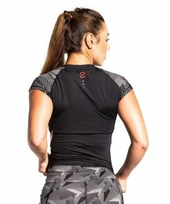 VIRUS RASHGUARDS GEOPLEX SHORT SLEEVE RASHGUARD - GEO/BLACK