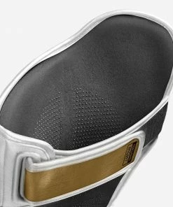 HAYABUSA T3 STRIKING SHIN GUARDS - WHITE/GOLD
