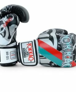 Yokkao 90’S BOXING GLOVES - BLACK