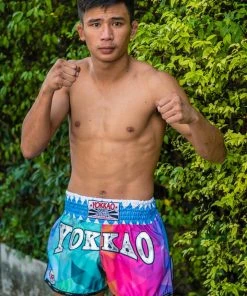 STRIKING YOKKAO CARBONFIT TECHNO SHORTS
