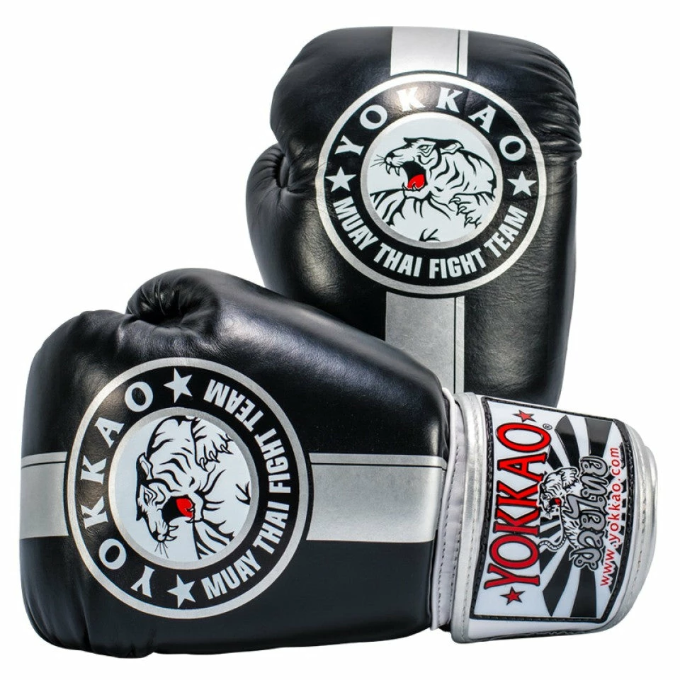 STRIKING YOKKAO OFFICIAL FIGHT TEAM GLOVES SILVER EDITION